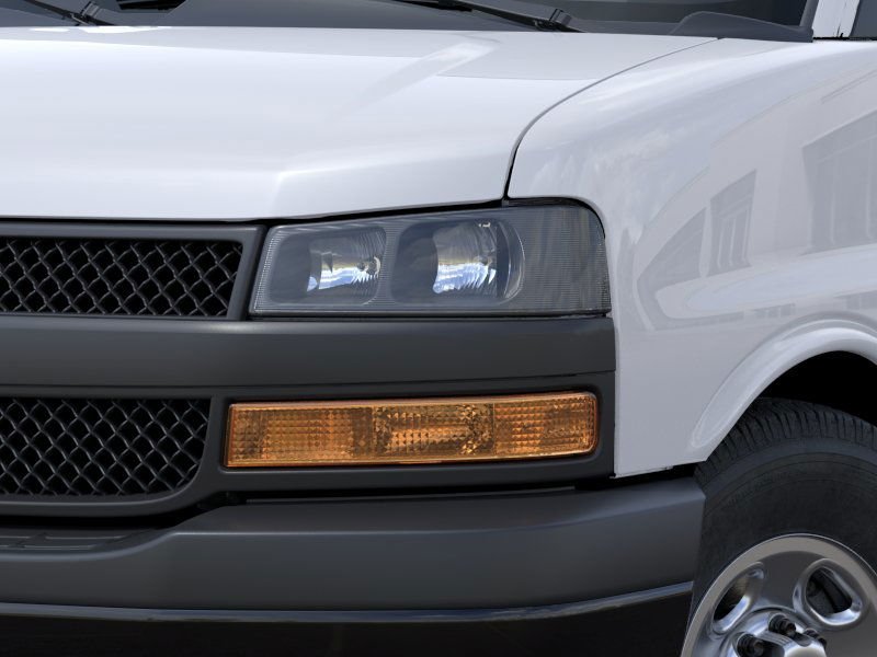 2025 Chevrolet Express Cargo 2500 in Saint-Hyacinthe, Quebec - 10 - w1024h768px