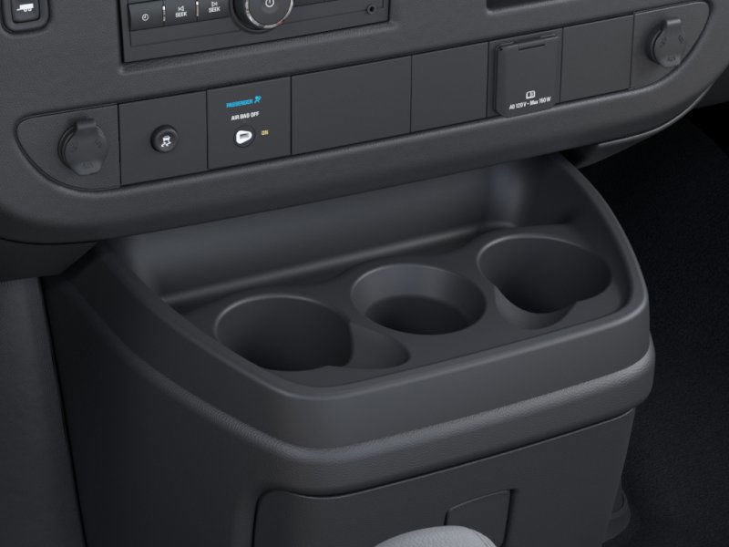 2025 Chevrolet EXPRESS CUTAWAY 3500 in Saint-Hyacinthe, Quebec - 23 - w1024h768px