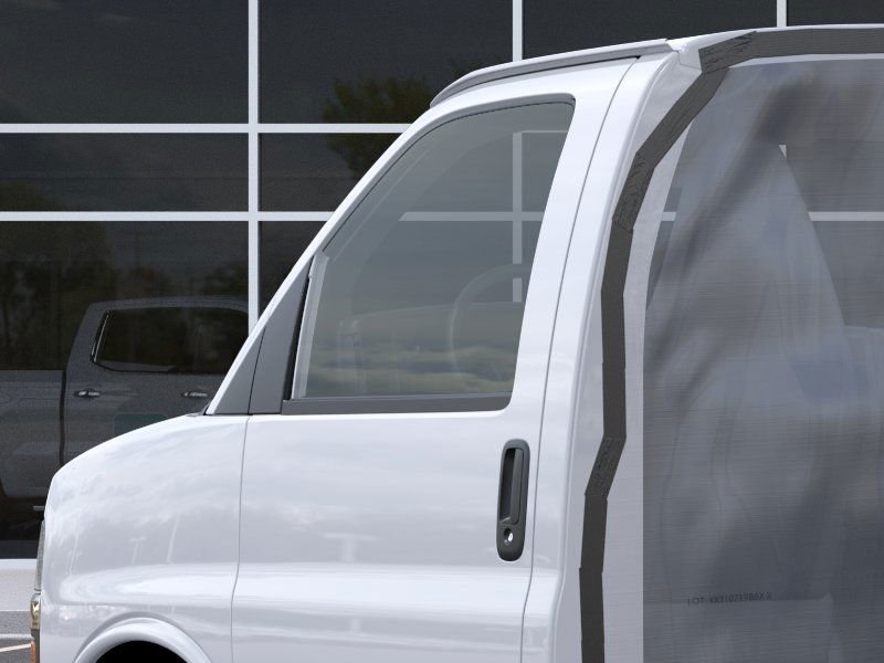 Chevrolet EXPRESS CUTAWAY 4500  2025 à Saint-Hyacinthe, Québec - 12 - w1024h768px