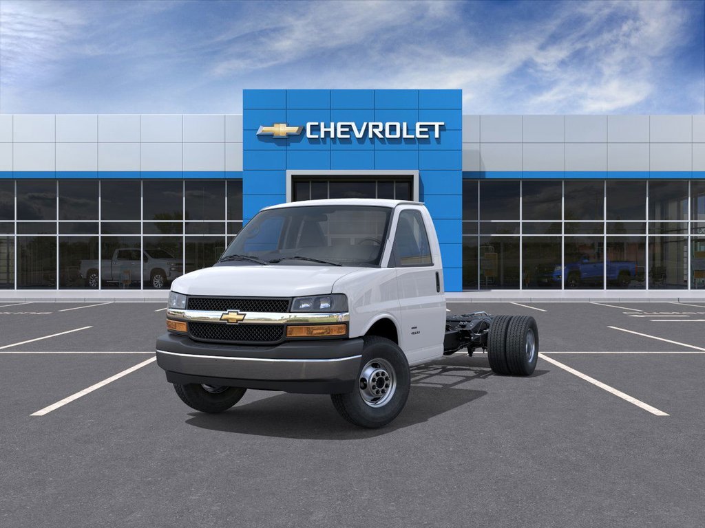 Chevrolet EXPRESS CUTAWAY 4500  2025 à Saint-Hyacinthe, Québec - 8 - w1024h768px
