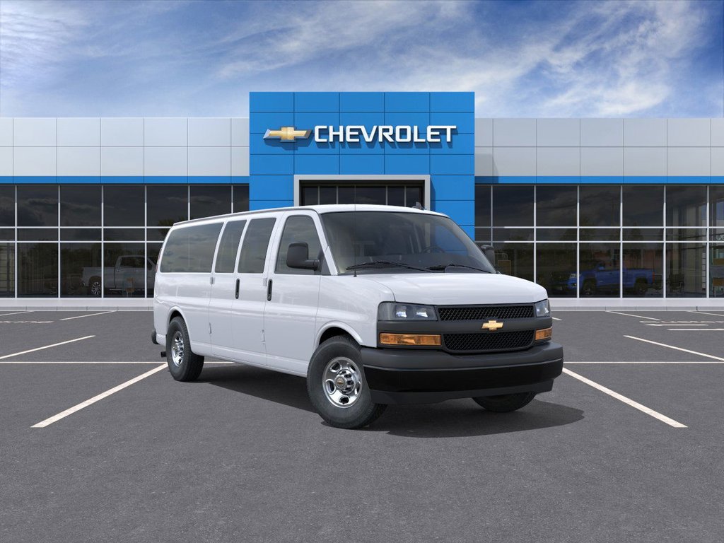 Chevrolet Express Passenger 3500  2025 à Saint-Hyacinthe, Québec - 1 - w1024h768px