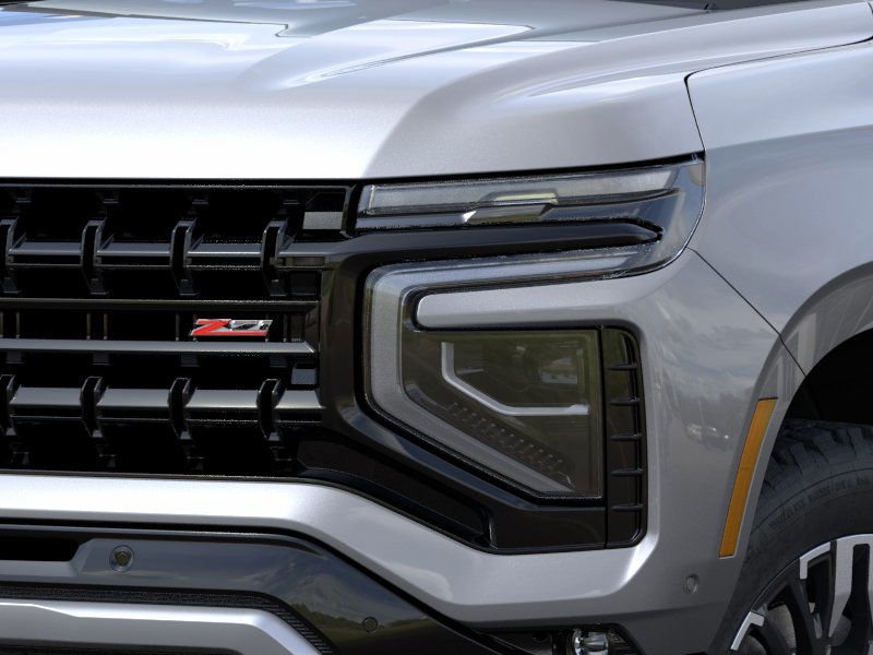 2025 Chevrolet Suburban in Saint-Hyacinthe, Quebec - 10 - w1024h768px