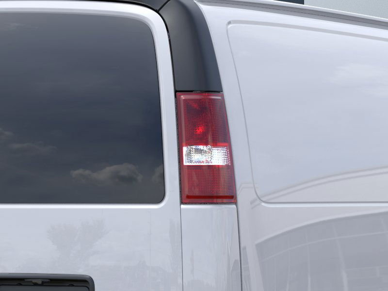 2024 GMC Savana Cargo 2500 in Saint-Hyacinthe, Quebec - 11 - w1024h768px