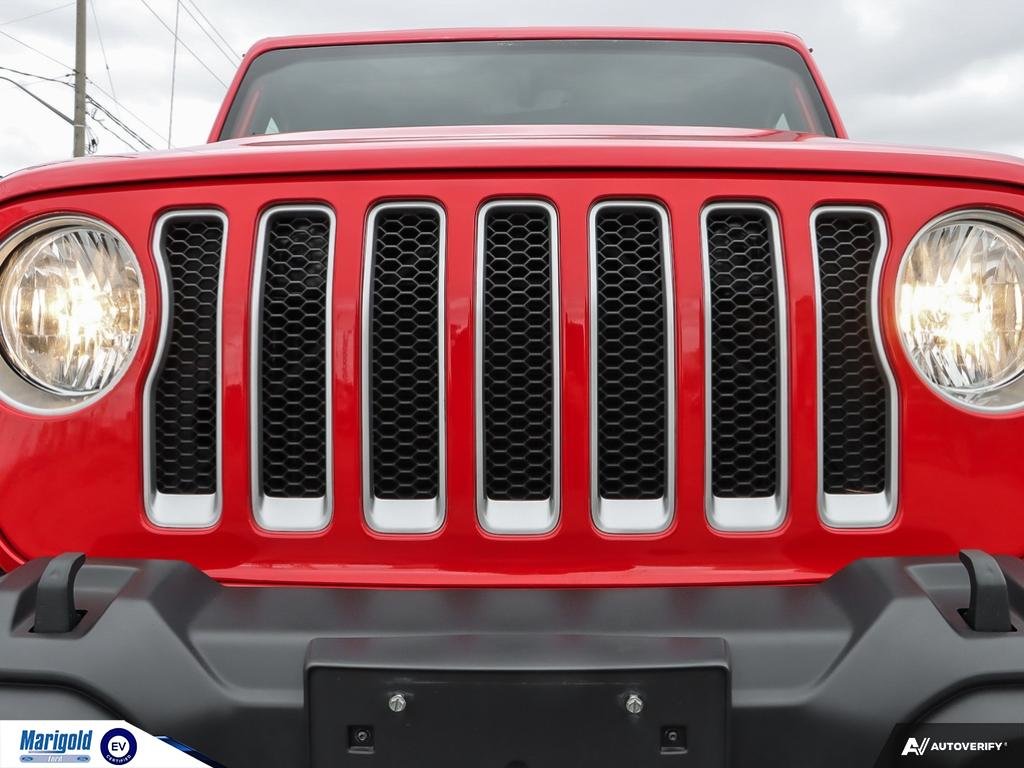 2021  Wrangler Unlimited Sahara in Whitby, Ontario - 10 - w1024h768px