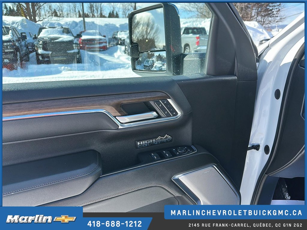 2023 Chevrolet Silverado 1500 in Quebec, Quebec - 11 - w1024h768px