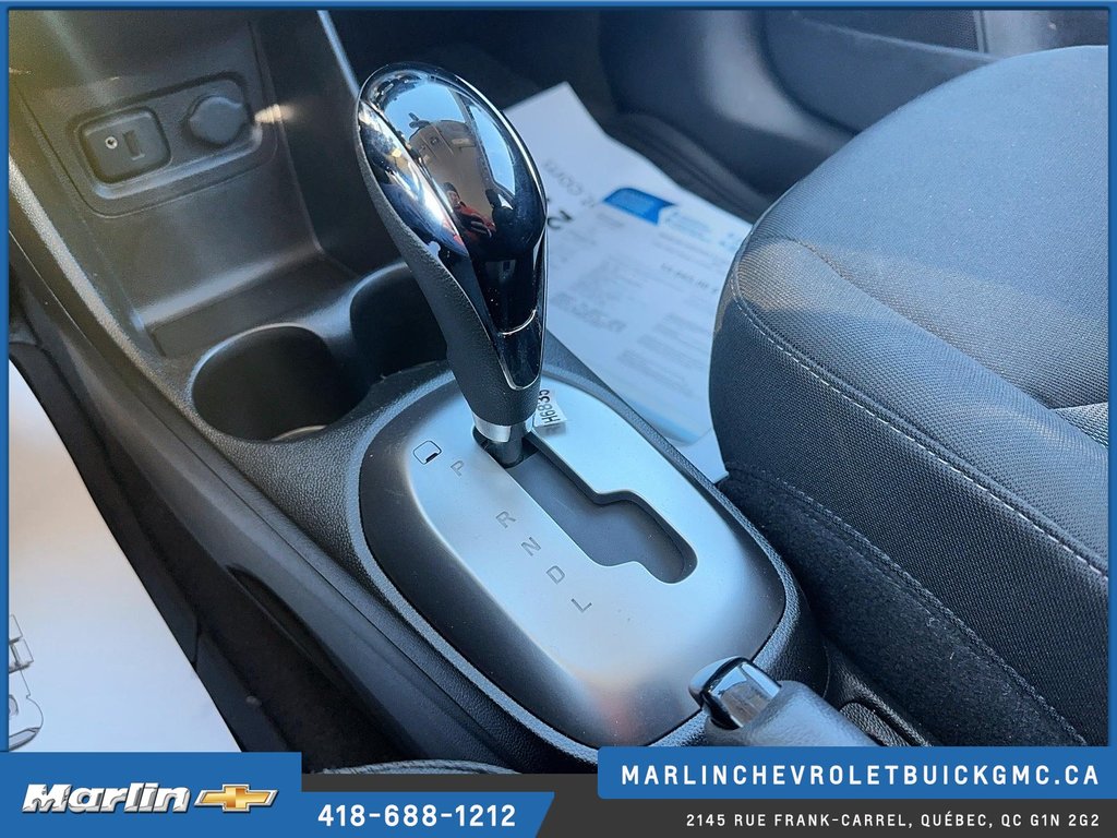 Chevrolet Spark  2016 à Quebec, Québec - 15 - w1024h768px