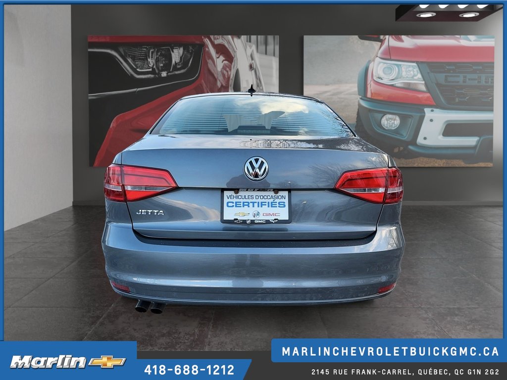 Volkswagen Jetta  2015 à Quebec, Québec - 3 - w1024h768px