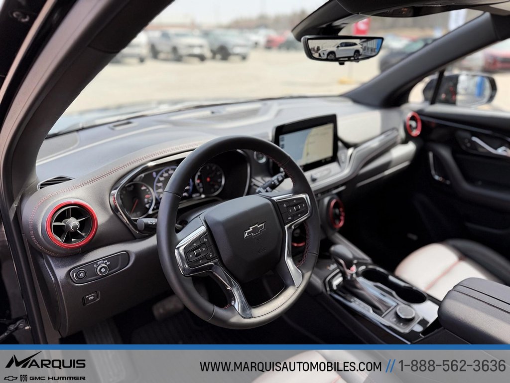 Chevrolet Blazer  2025 à Matane, Québec - 3 - w1024h768px