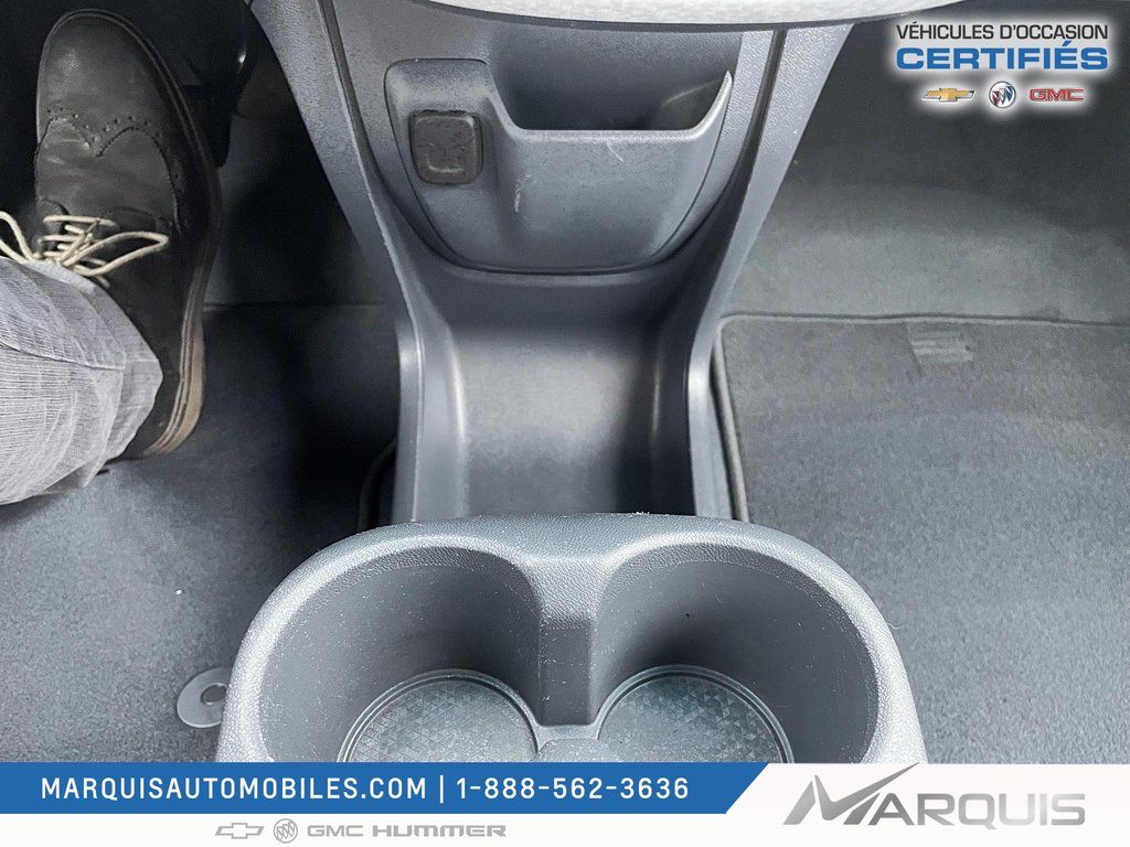 2021 Chevrolet Bolt EV in Matane, Quebec - 17 - w1024h768px