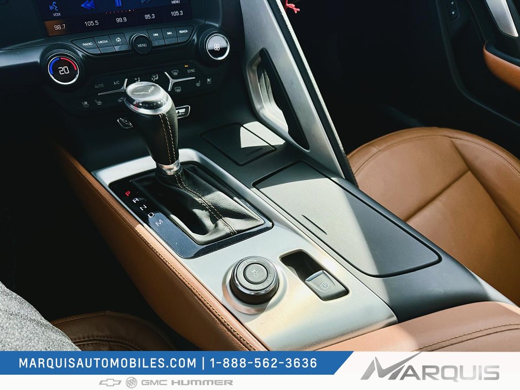 2015 Chevrolet Corvette in Matane, Quebec - 16 - w1024h768px
