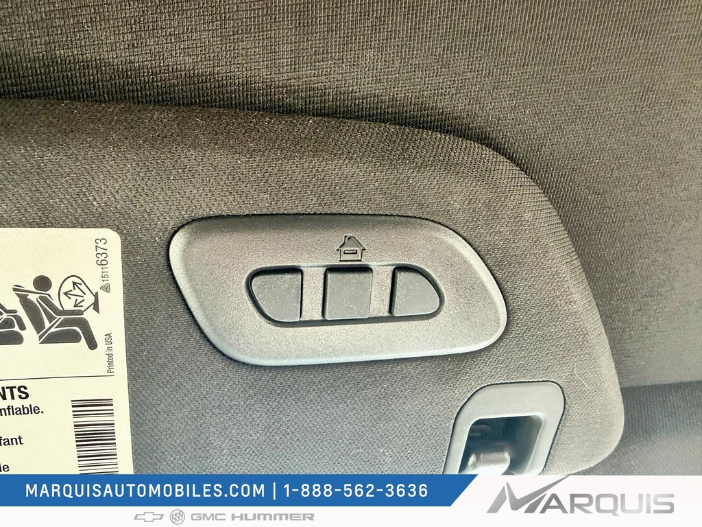 2015 Chevrolet Corvette in Matane, Quebec - 11 - w1024h768px