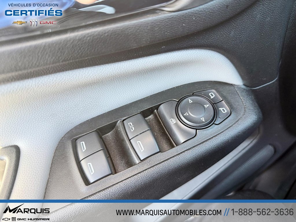 2023 Chevrolet Equinox in Matane, Quebec - 2 - w1024h768px