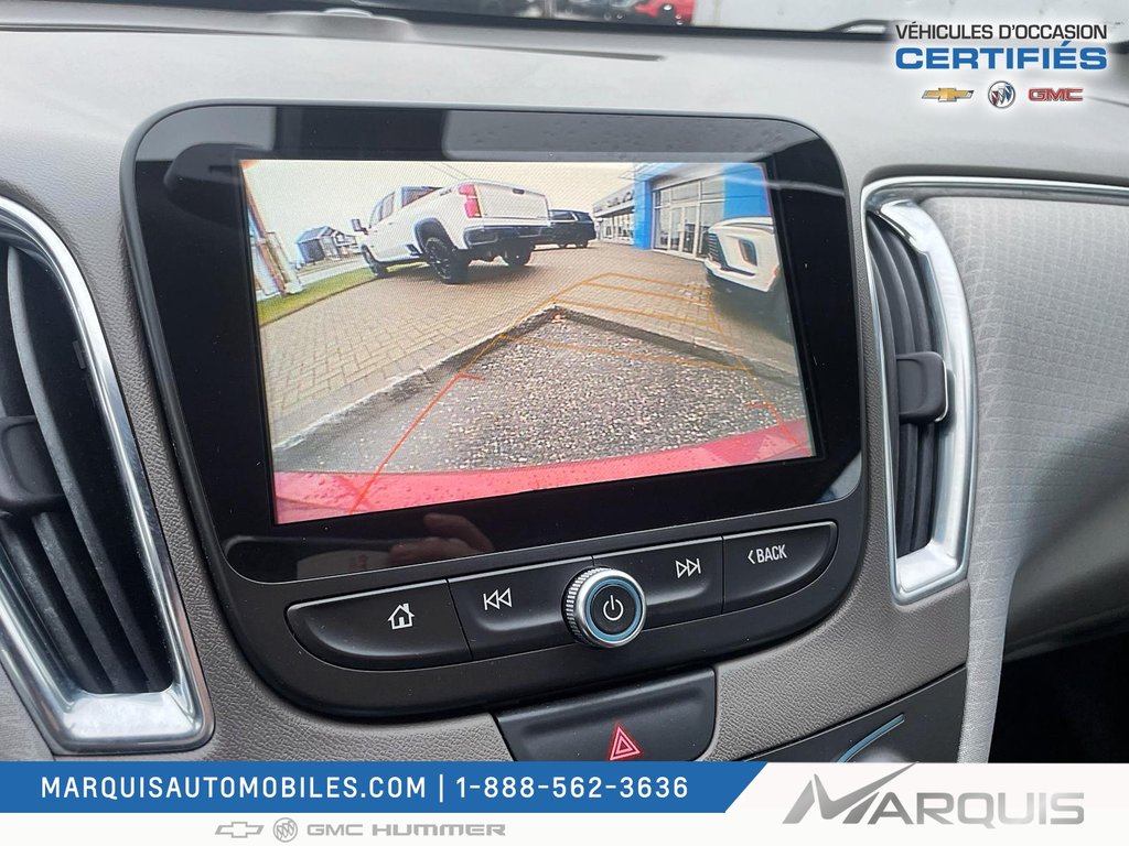 Chevrolet Malibu  2018 à Matane, Québec - 8 - w1024h768px