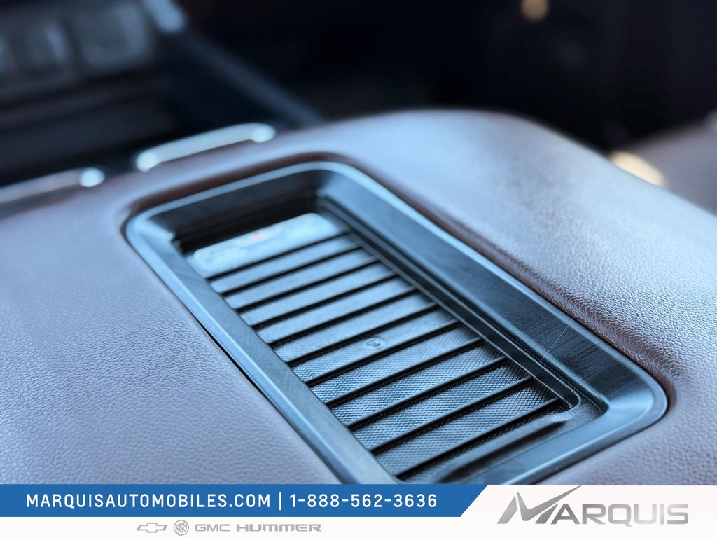 2018 Chevrolet Silverado 1500 in Matane, Quebec - 12 - w1024h768px