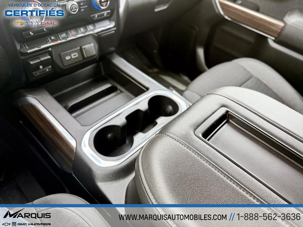 2020 Chevrolet Silverado 1500 in Matane, Quebec - 15 - w1024h768px