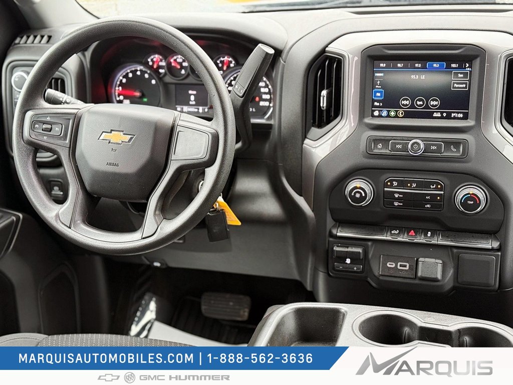 2021 Chevrolet Silverado 1500 in Matane, Quebec - 7 - w1024h768px