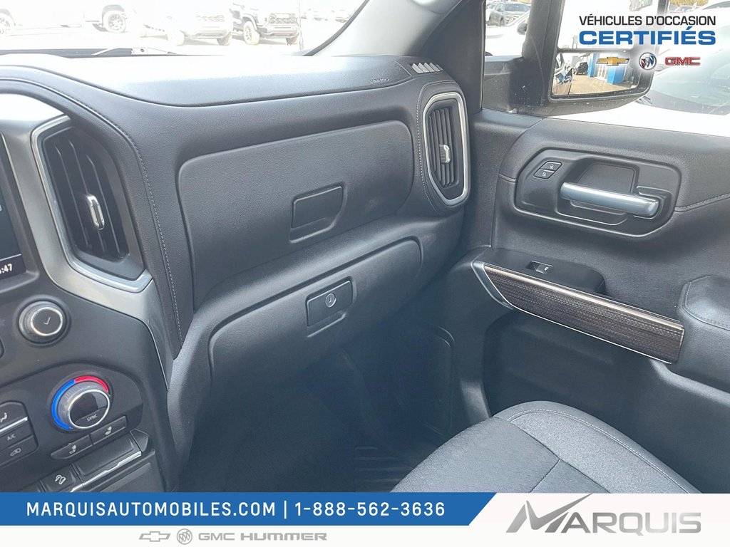 2021 Chevrolet Silverado 1500 in Matane, Quebec - 15 - w1024h768px