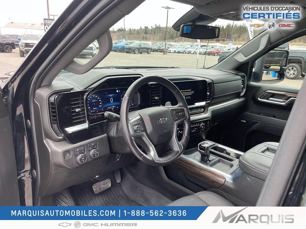 Chevrolet Silverado 1500  2022 à Matane, Québec - 7 - w1024h768px