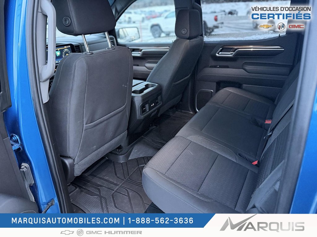 Chevrolet Silverado 1500  2022 à Matane, Québec - 13 - w1024h768px