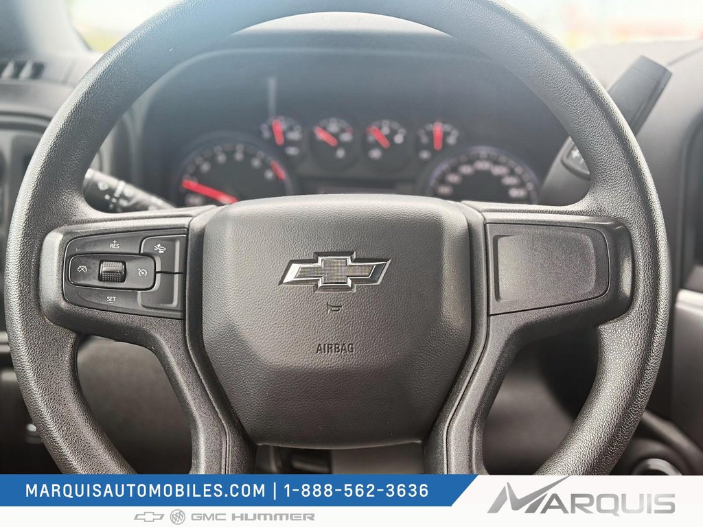 2022 Chevrolet Silverado 1500 in Matane, Quebec - 9 - w1024h768px