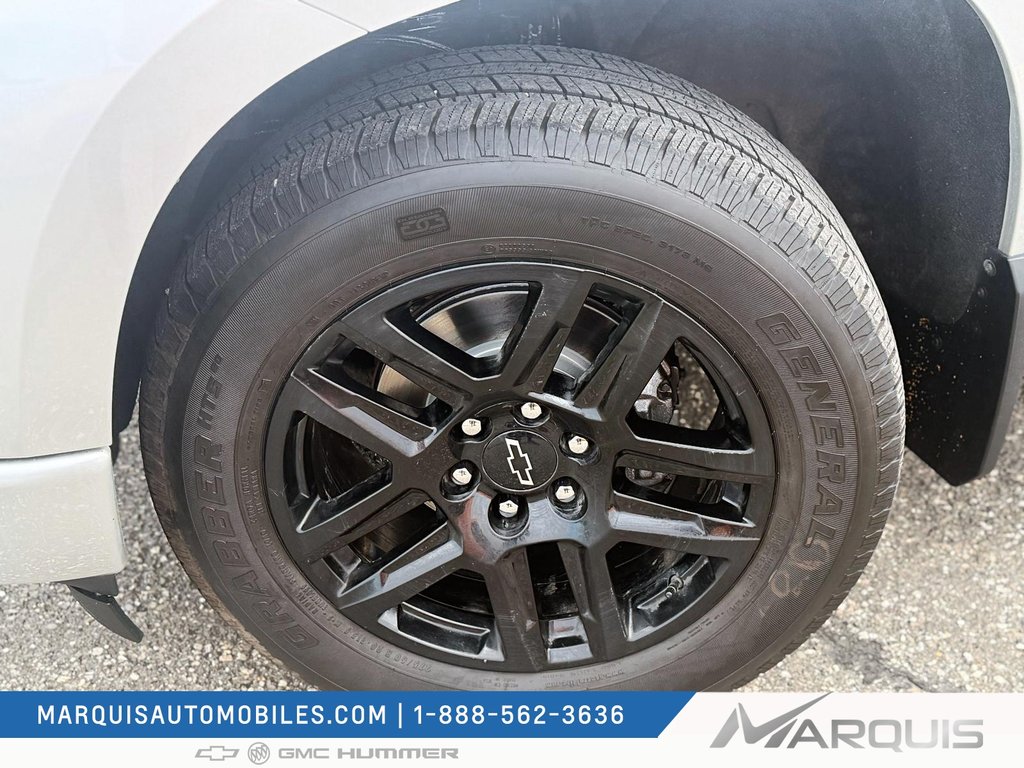 2022 Chevrolet Silverado 1500 in Matane, Quebec - 2 - w1024h768px