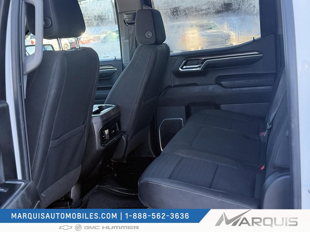 2023 Chevrolet Silverado 1500 in Matane, Quebec - 16 - w1024h768px