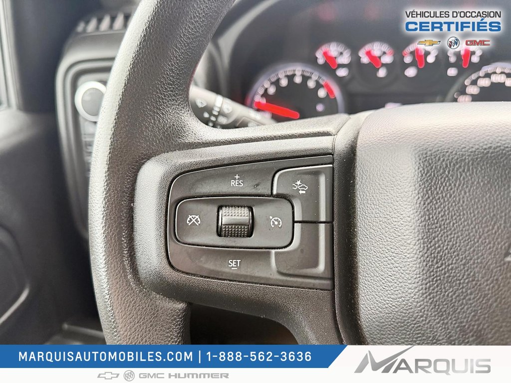 Chevrolet Silverado 1500  2023 à Matane, Québec - 10 - w1024h768px