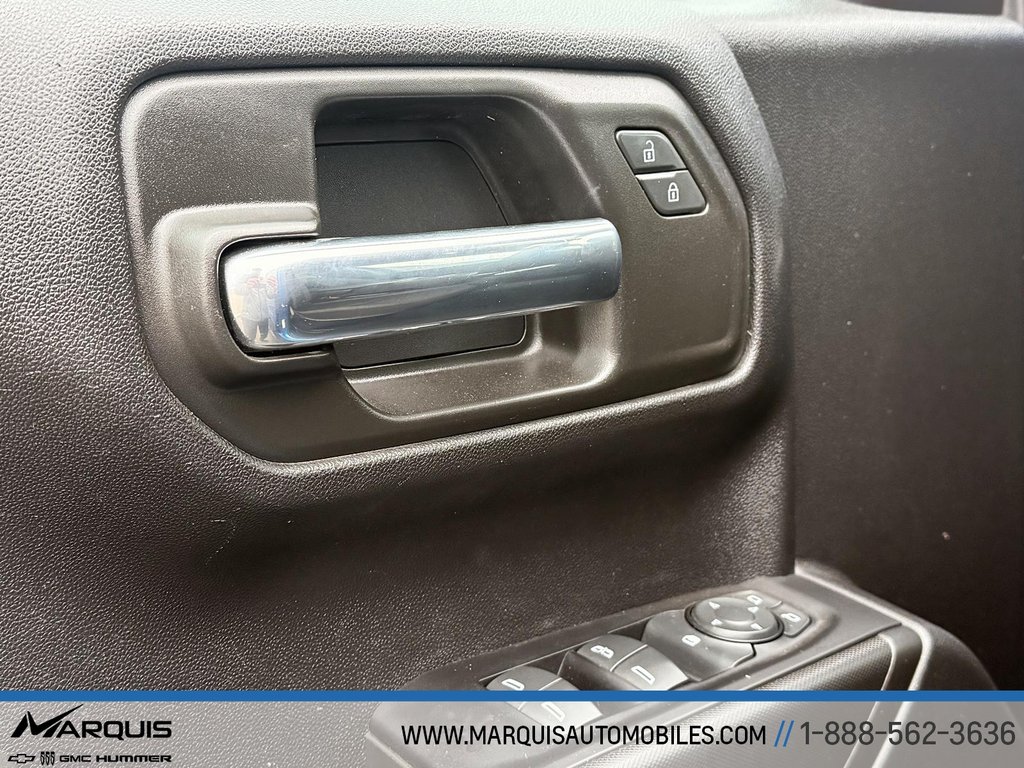 2023 Chevrolet Silverado 1500 in Matane, Quebec - 14 - w1024h768px