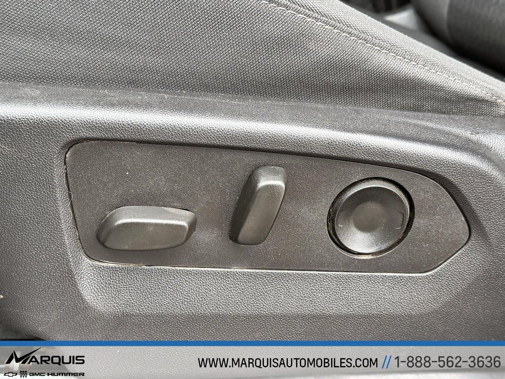 2023 Chevrolet Silverado 1500 in Matane, Quebec - 16 - w1024h768px