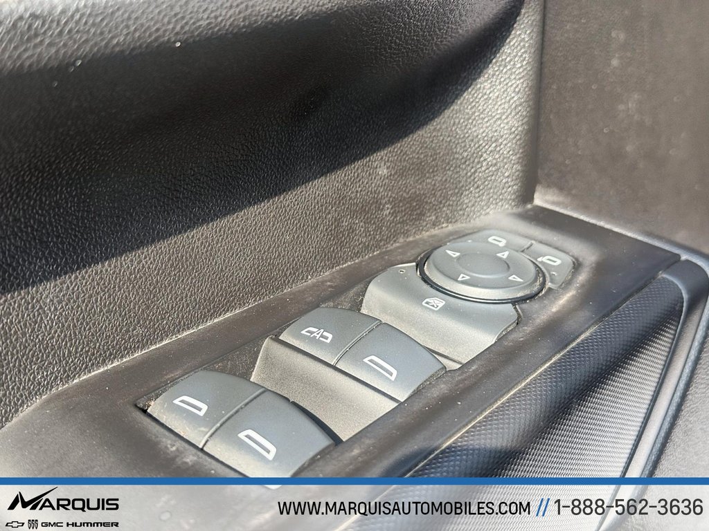 2023 Chevrolet Silverado 1500 in Matane, Quebec - 10 - w1024h768px