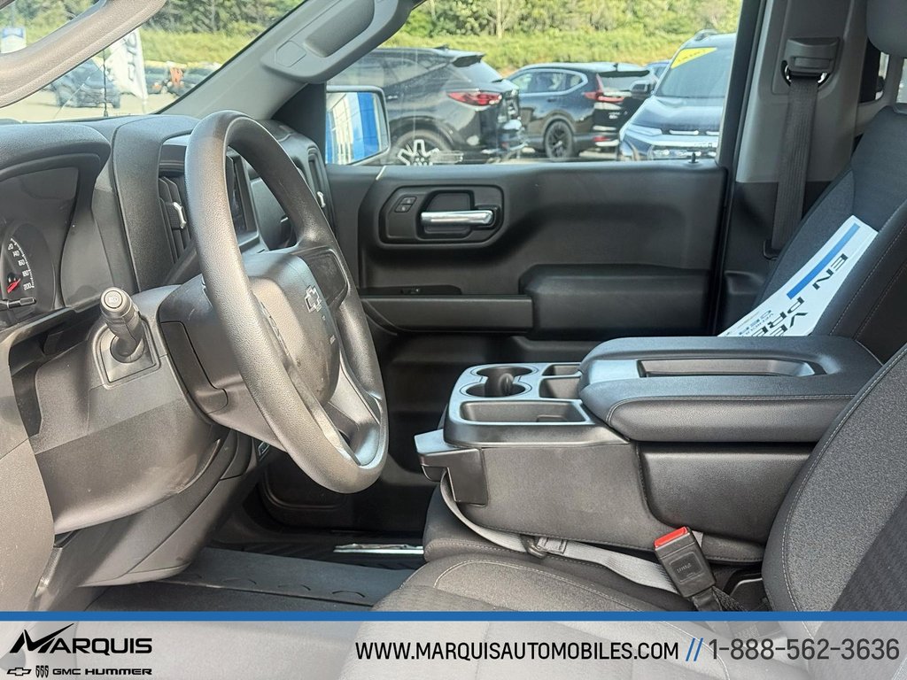 2023 Chevrolet Silverado 1500 in Matane, Quebec - 12 - w1024h768px
