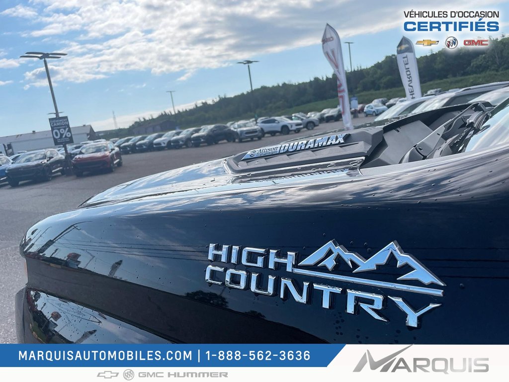 Chevrolet Silverado 2500HD  2020 à Matane, Québec - 6 - w1024h768px