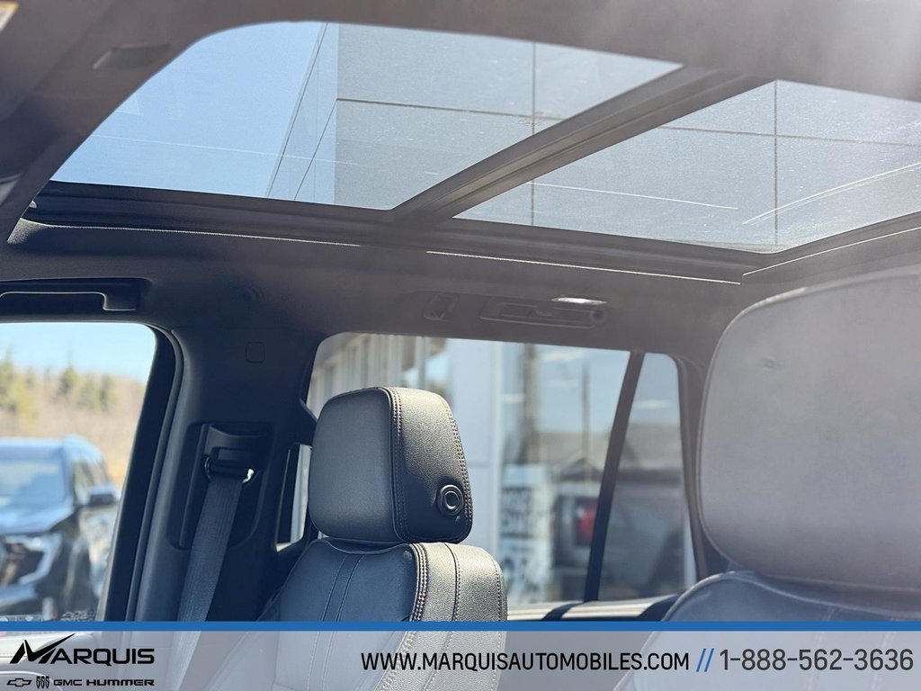 2021 Chevrolet Tahoe in Matane, Quebec - 8 - w1024h768px