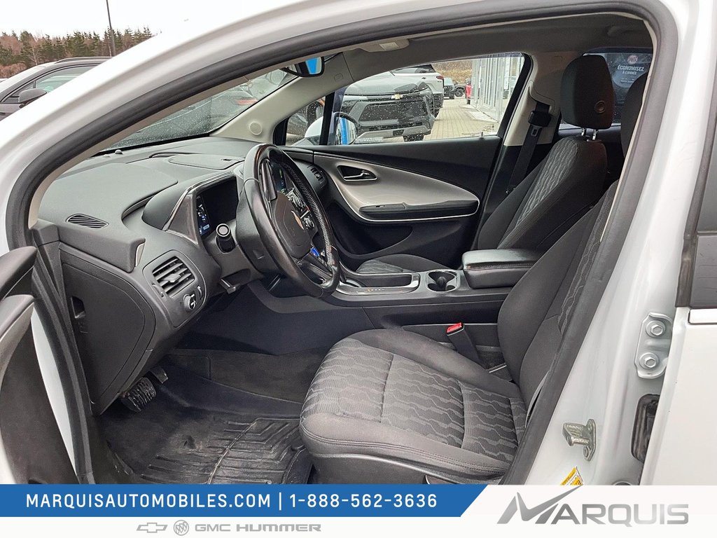 Chevrolet Volt  2015 à Matane, Québec - 8 - w1024h768px