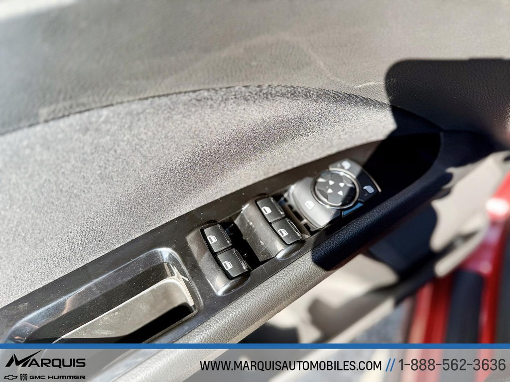 2015 Ford Fusion in Matane, Quebec - 5 - w1024h768px
