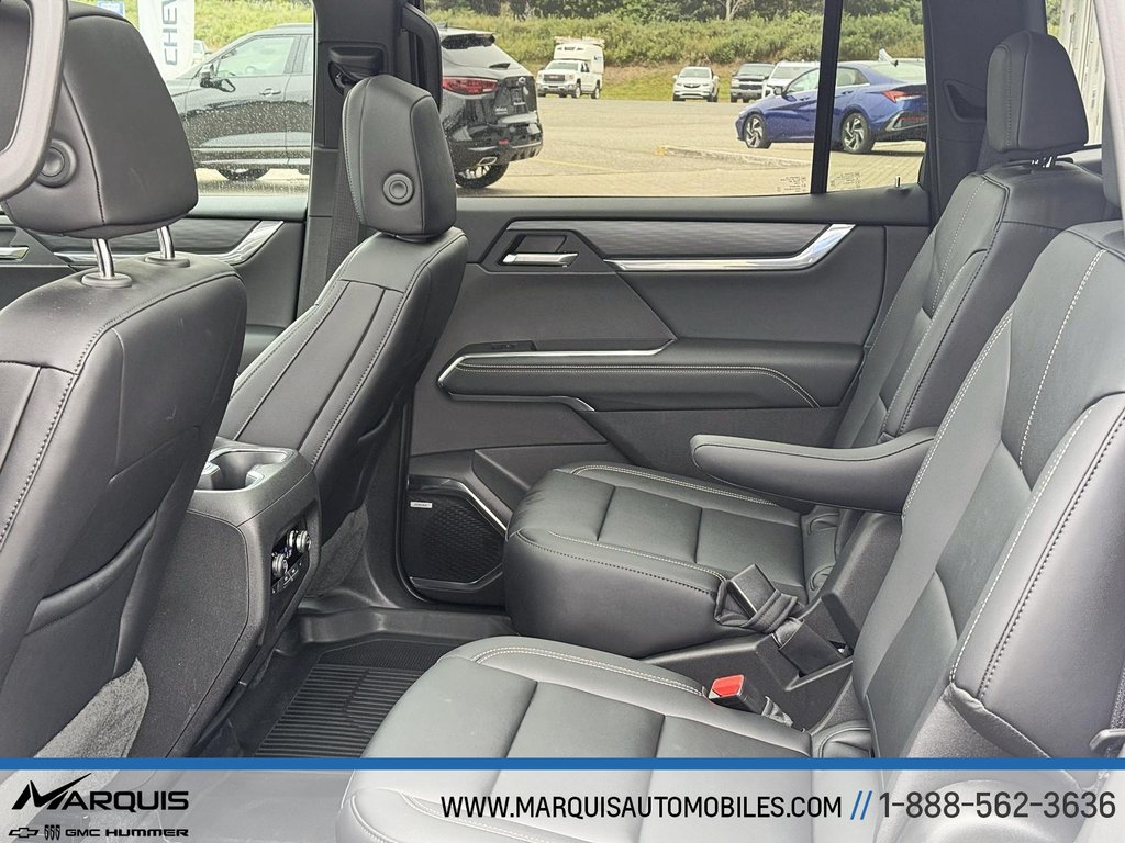2026 GMC Acadia in Matane, Quebec - 9 - w1024h768px