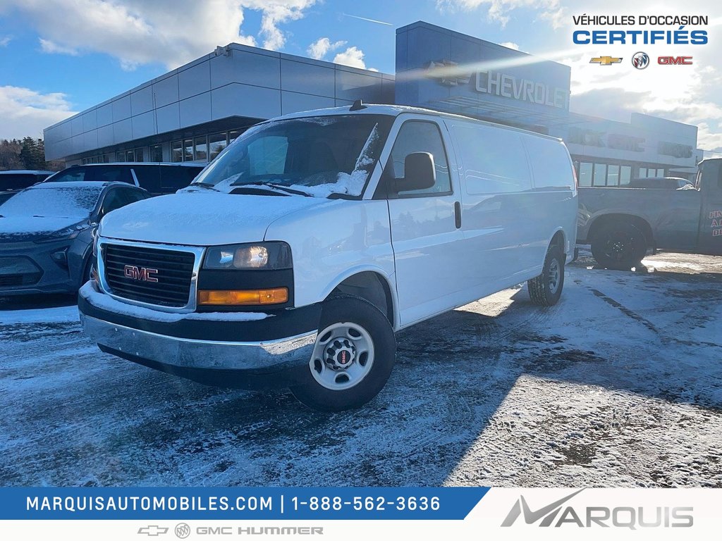 GMC Savana Cargo Van  2021 à Matane, Québec - 1 - w1024h768px