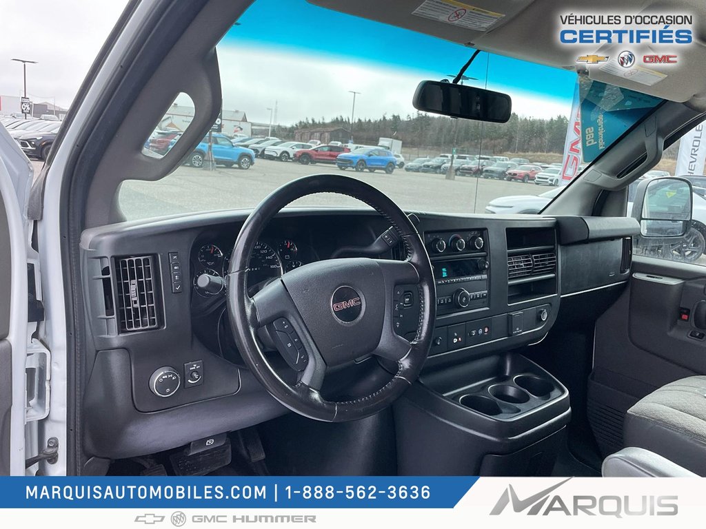 GMC Savana Cargo Van  2021 à Matane, Québec - 8 - w1024h768px