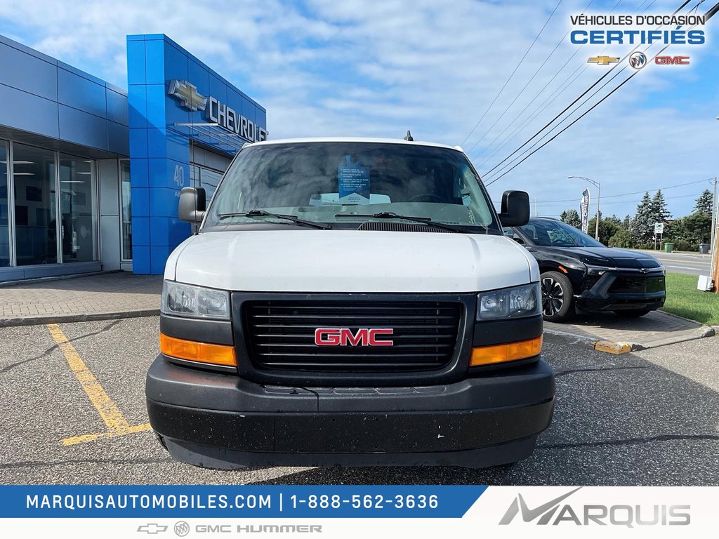 GMC Savana Cargo Van  2022 à Matane, Québec - 3 - w1024h768px