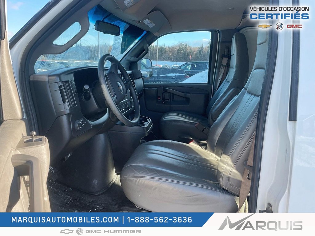 GMC Savana Cargo Van  2022 à Matane, Québec - 11 - w1024h768px