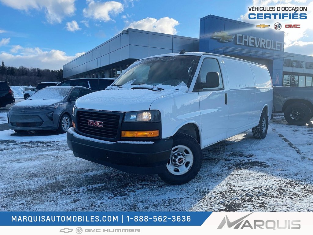 GMC Savana Cargo Van  2022 à Matane, Québec - 1 - w1024h768px