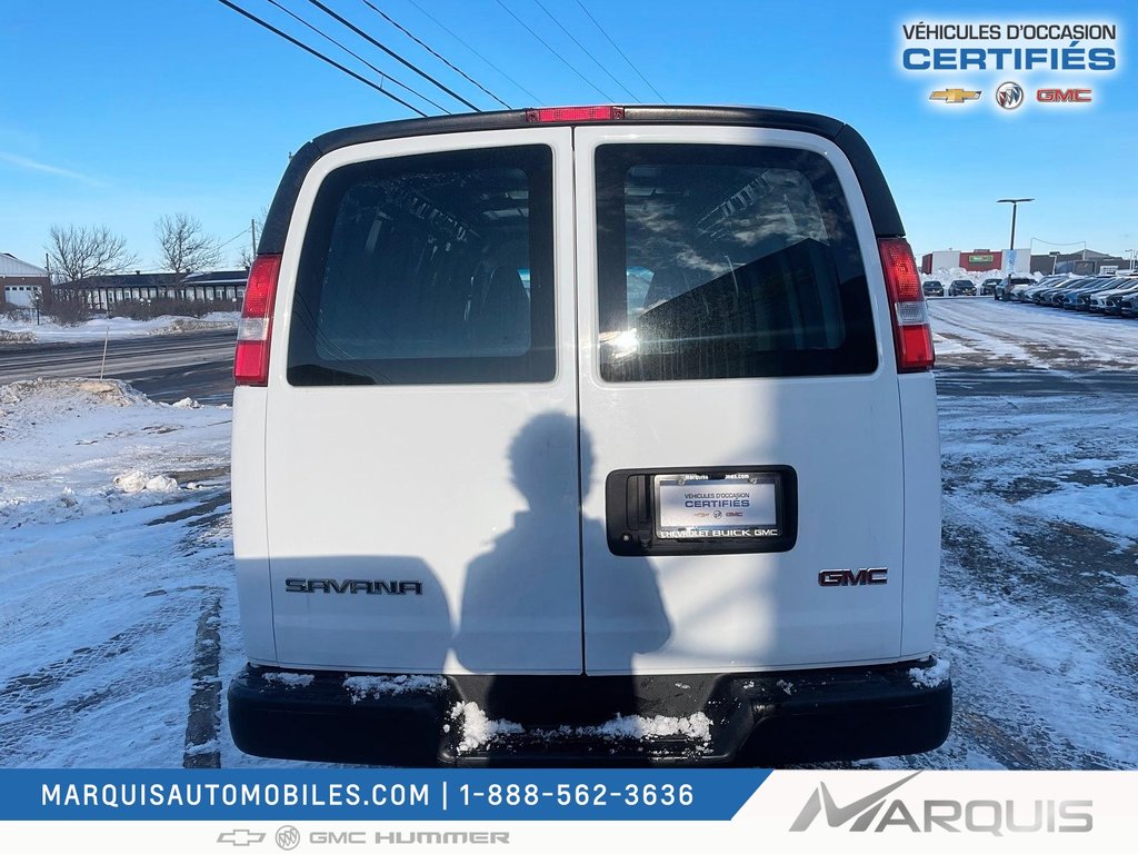 GMC Savana Cargo Van  2022 à Matane, Québec - 4 - w1024h768px