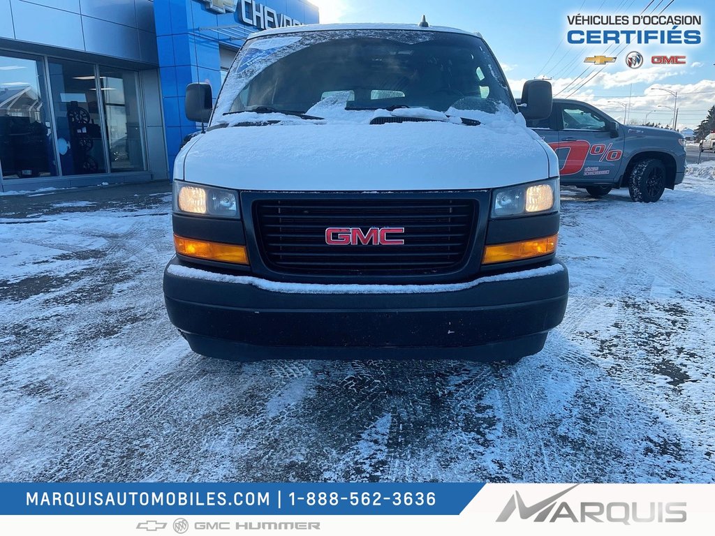 GMC Savana Cargo Van  2022 à Matane, Québec - 3 - w1024h768px