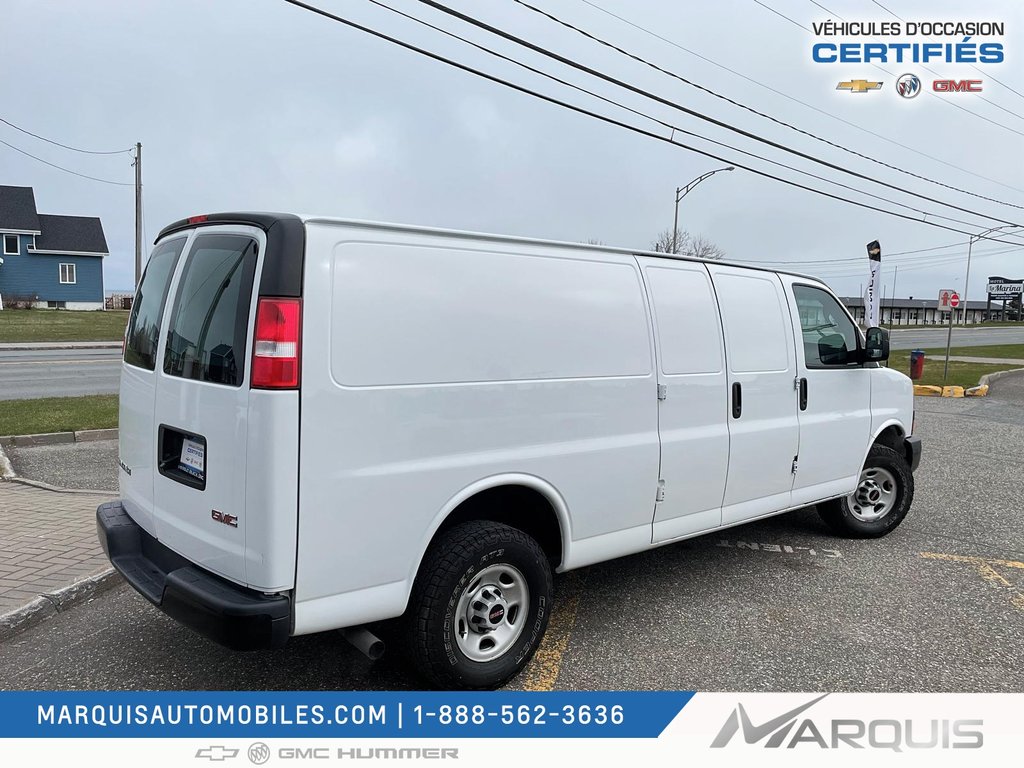 GMC Savana Cargo Van  2022 à Matane, Québec - 2 - w1024h768px