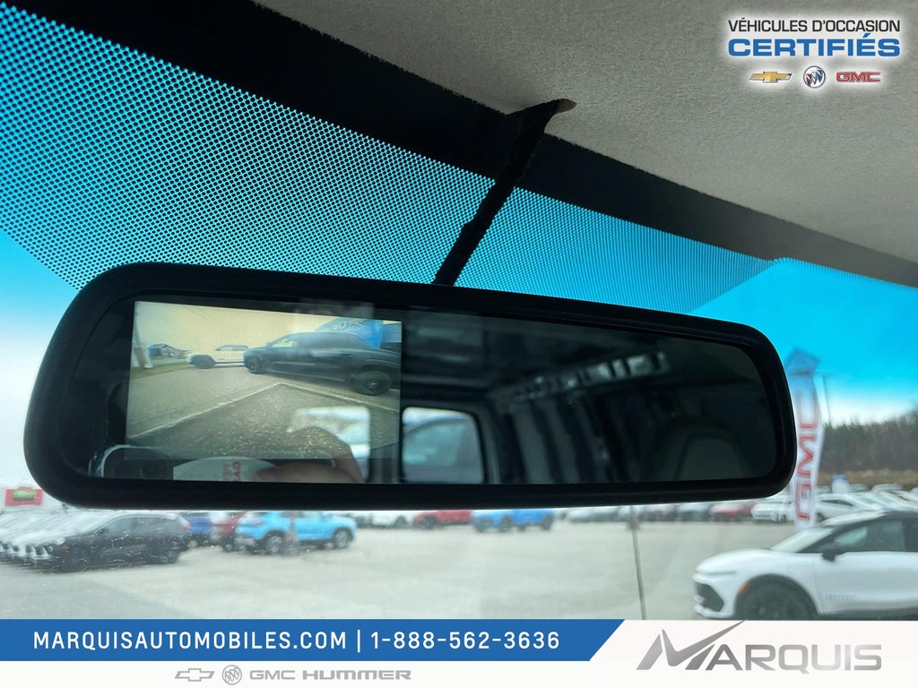 GMC Savana Cargo Van  2022 à Matane, Québec - 9 - w1024h768px