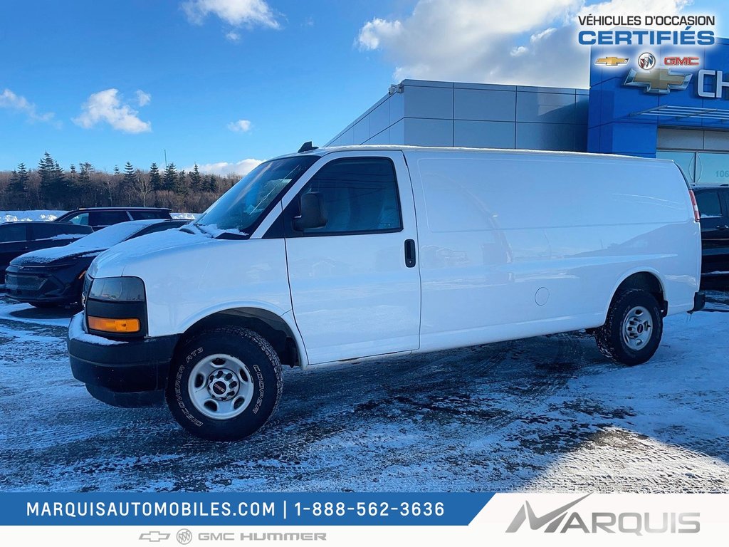 GMC Savana Cargo Van  2022 à Matane, Québec - 2 - w1024h768px