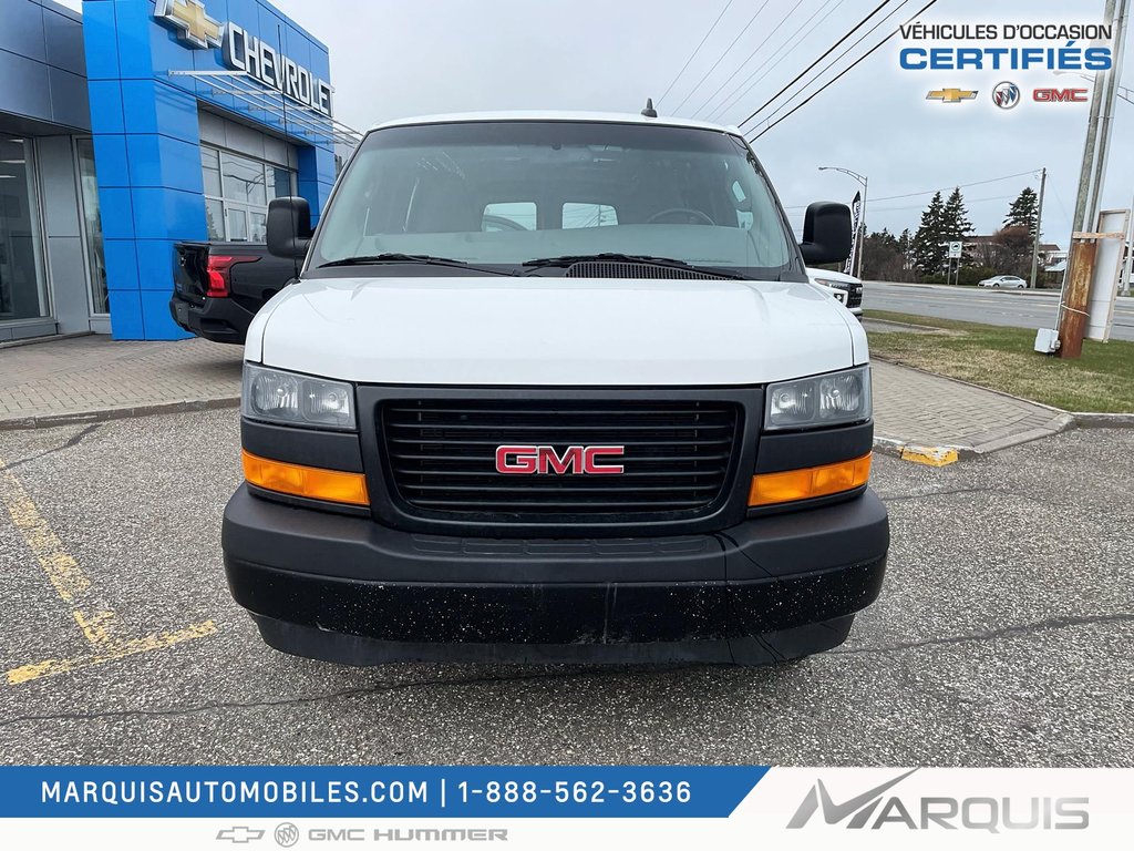 GMC Savana Cargo Van  2022 à Matane, Québec - 3 - w1024h768px