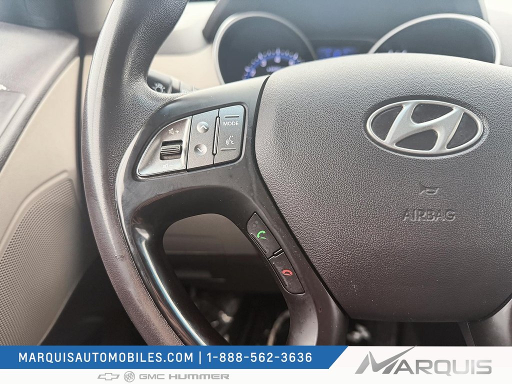 Hyundai Tucson  2015 à Matane, Québec - 9 - w1024h768px