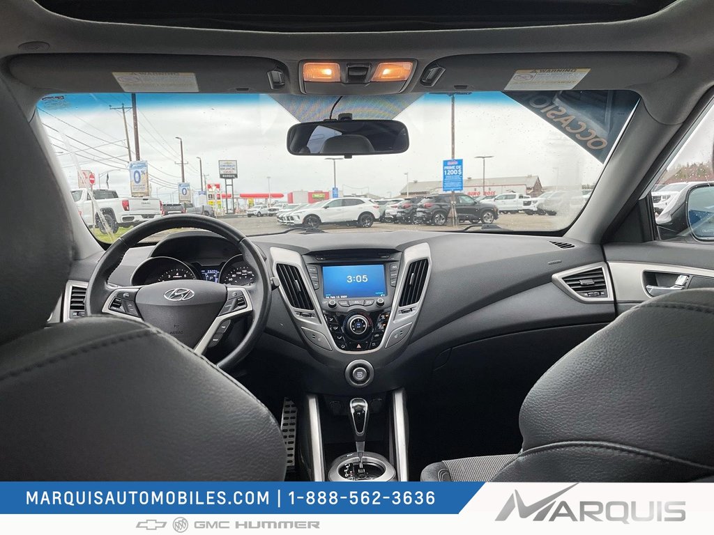 2013 Hyundai Veloster in Matane, Quebec - 21 - w1024h768px