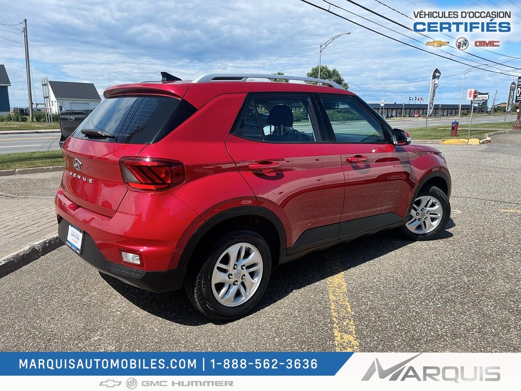 Hyundai Venue  2020 à Matane, Québec - 2 - w1024h768px